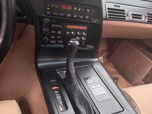 Used 1994 Chevrolet Corvette Convertible image 8