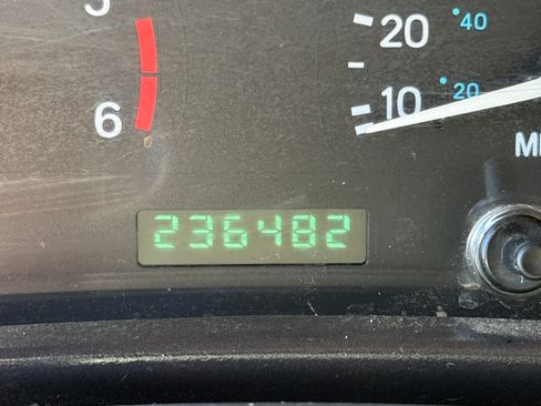 Used 1999 Jeep Wrangler Sport image 11