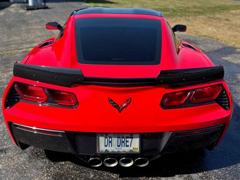 Used 2014 Chevrolet Corvette Stingray Coupe image 10
