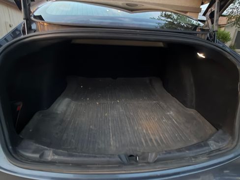 Used 2019 Tesla Model 3 Performance image 12