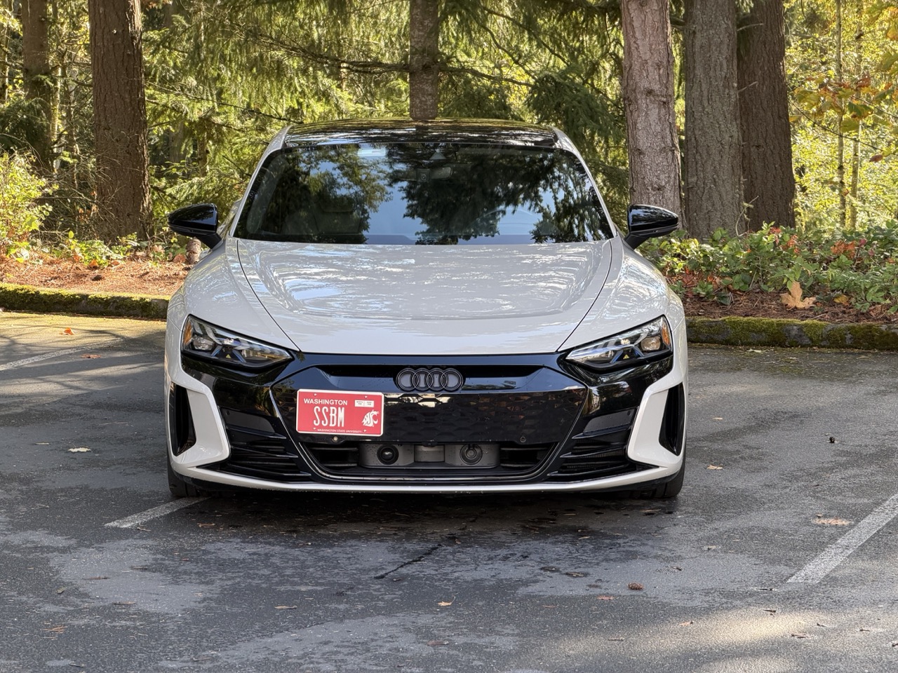 Used 2022 Audi e-tron GT Prestige w/ Prestige Package AWD/4WD image 2
