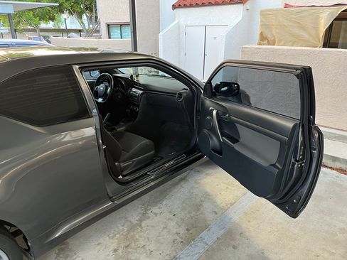 Used 2013 Scion tC FWD image 21