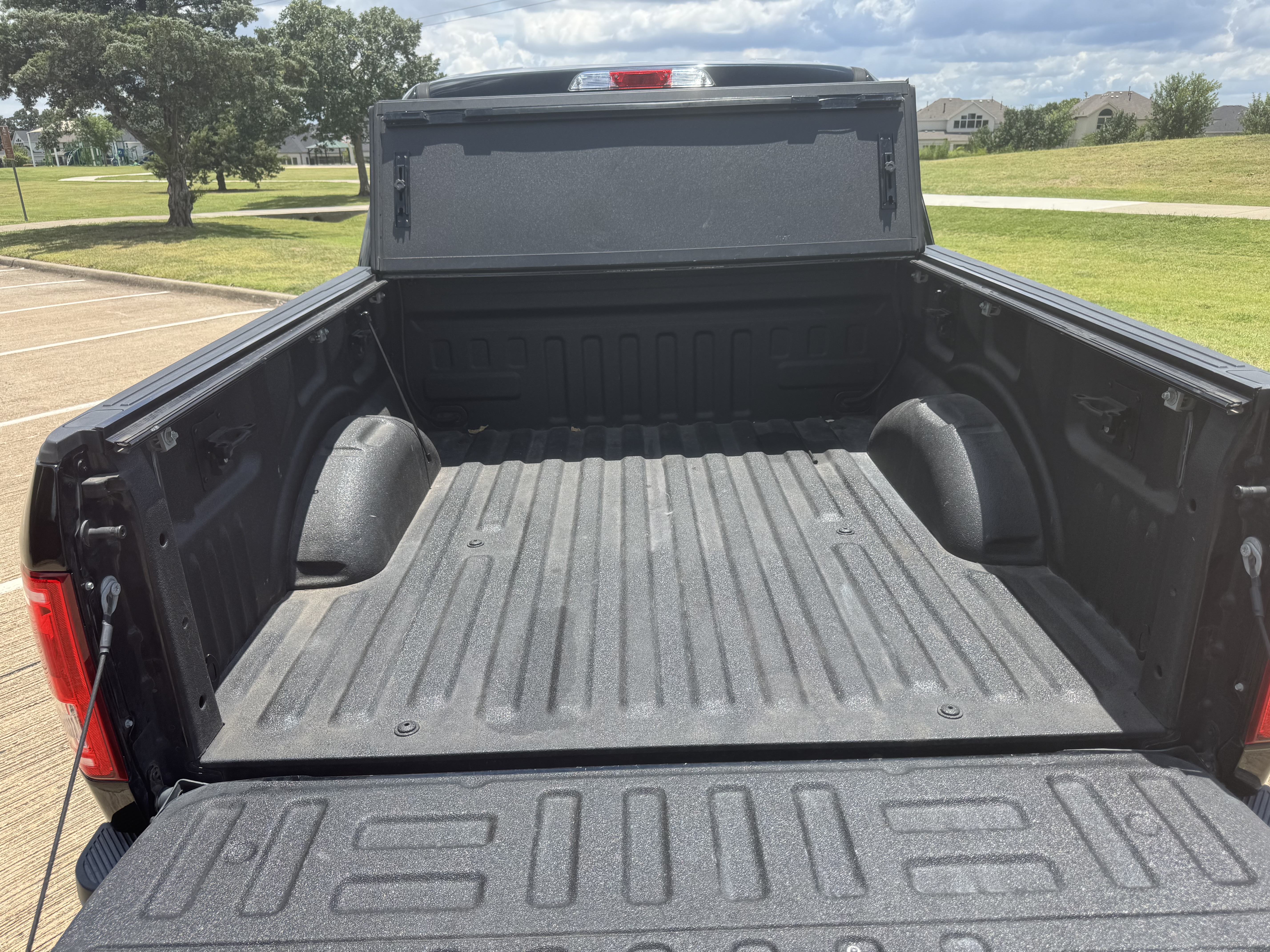 Used 2017 Ford F150 XLT w/ Equipment Group 302A Luxury RWD image 12