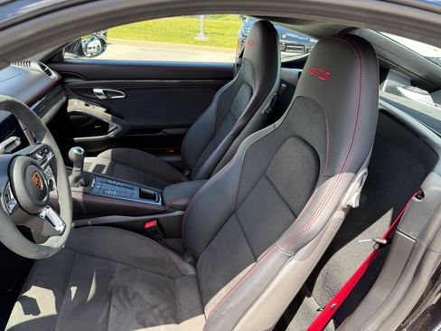Used 2021 Porsche 718 Cayman GTS RWD image 13