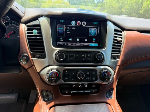 Used 2015 Chevrolet Tahoe LTZ RWD image 13