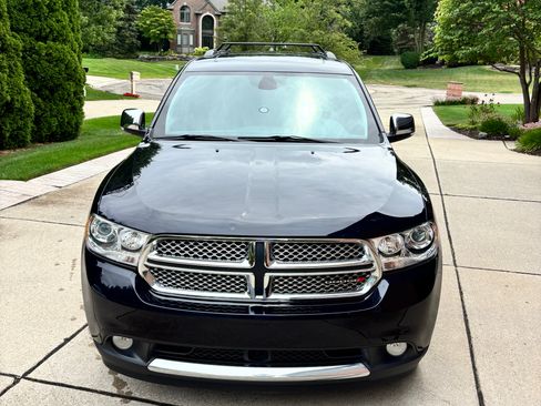 Used 2011 Dodge Durango Citadel w/ Trailer Tow Group IV AWD/4WD image 2