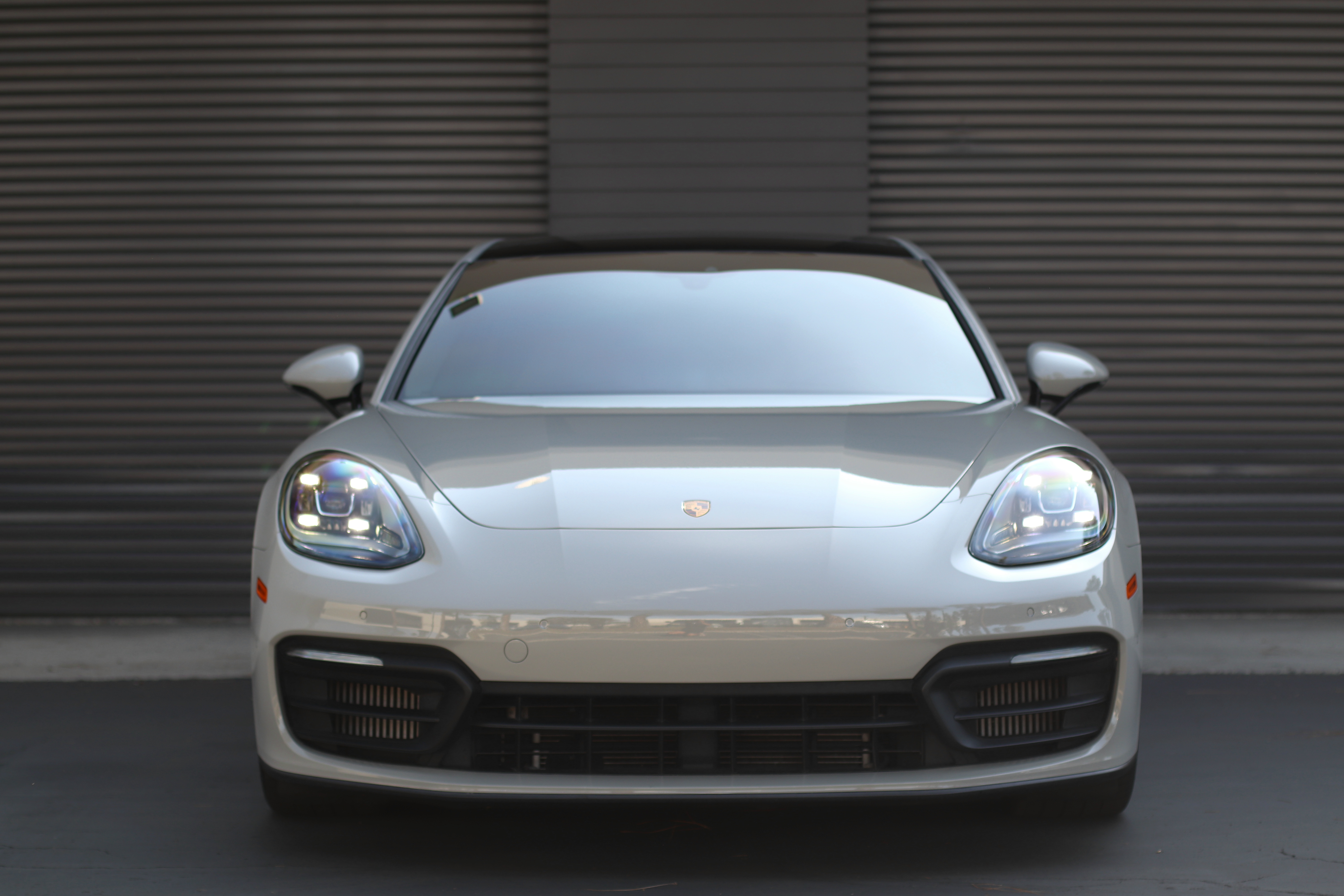 Used 2021 Porsche Panamera 4S AWD/4WD image 2
