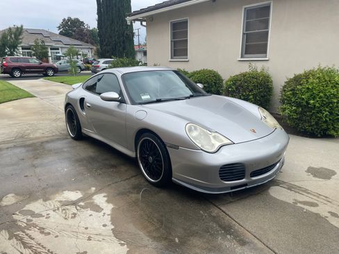 Used 2002 Porsche 911 Turbo image 2