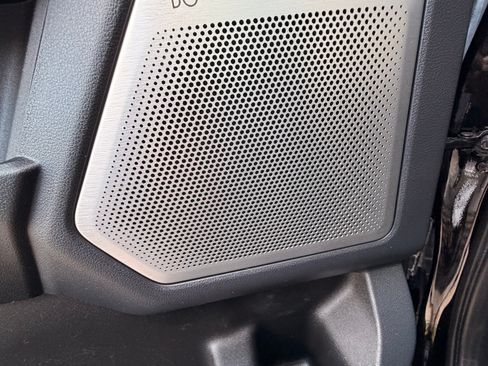 Used 2022 Ford F150 Lariat w/ Equipment Group 502A High AWD/4WD image 18