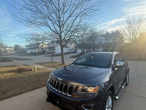 Used 2016 Jeep Grand Cherokee Laredo w/ Quick Order Package 23E image 12