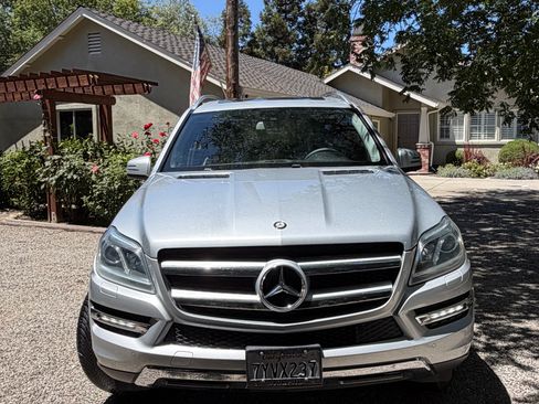 Used 2014 Mercedes-Benz GL 450 4MATIC image 15
