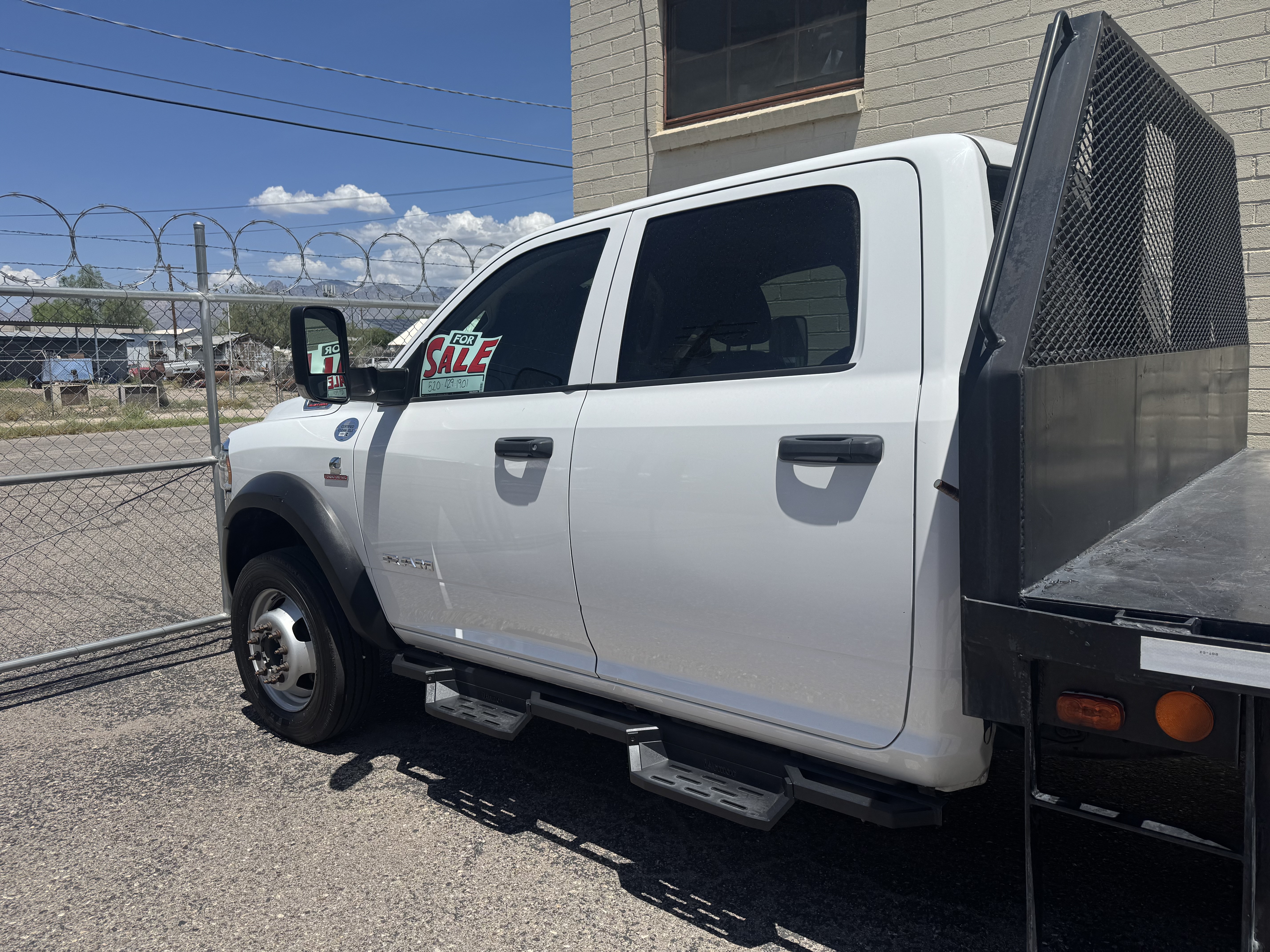 Used 2019 RAM 4500 Tradesman w/ Chrome Appearance Group AWD/4WD image 4