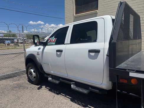 Used 2019 RAM 4500 Tradesman w/ Chrome Appearance Group AWD/4WD image 4