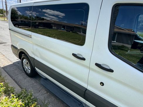 Used 2018 Ford Transit 150 XLT RWD image 16