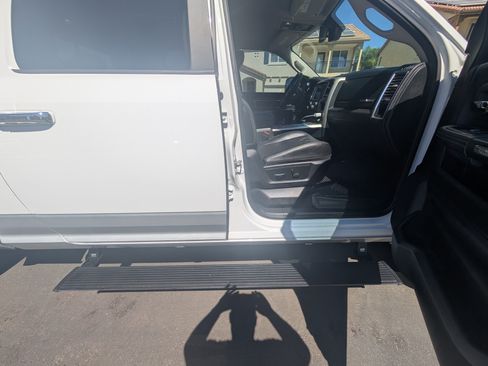 Used 2015 RAM 2500 Laramie image 18