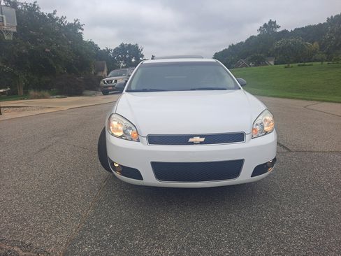 Used 2014 Chevrolet Impala LTZ image 8