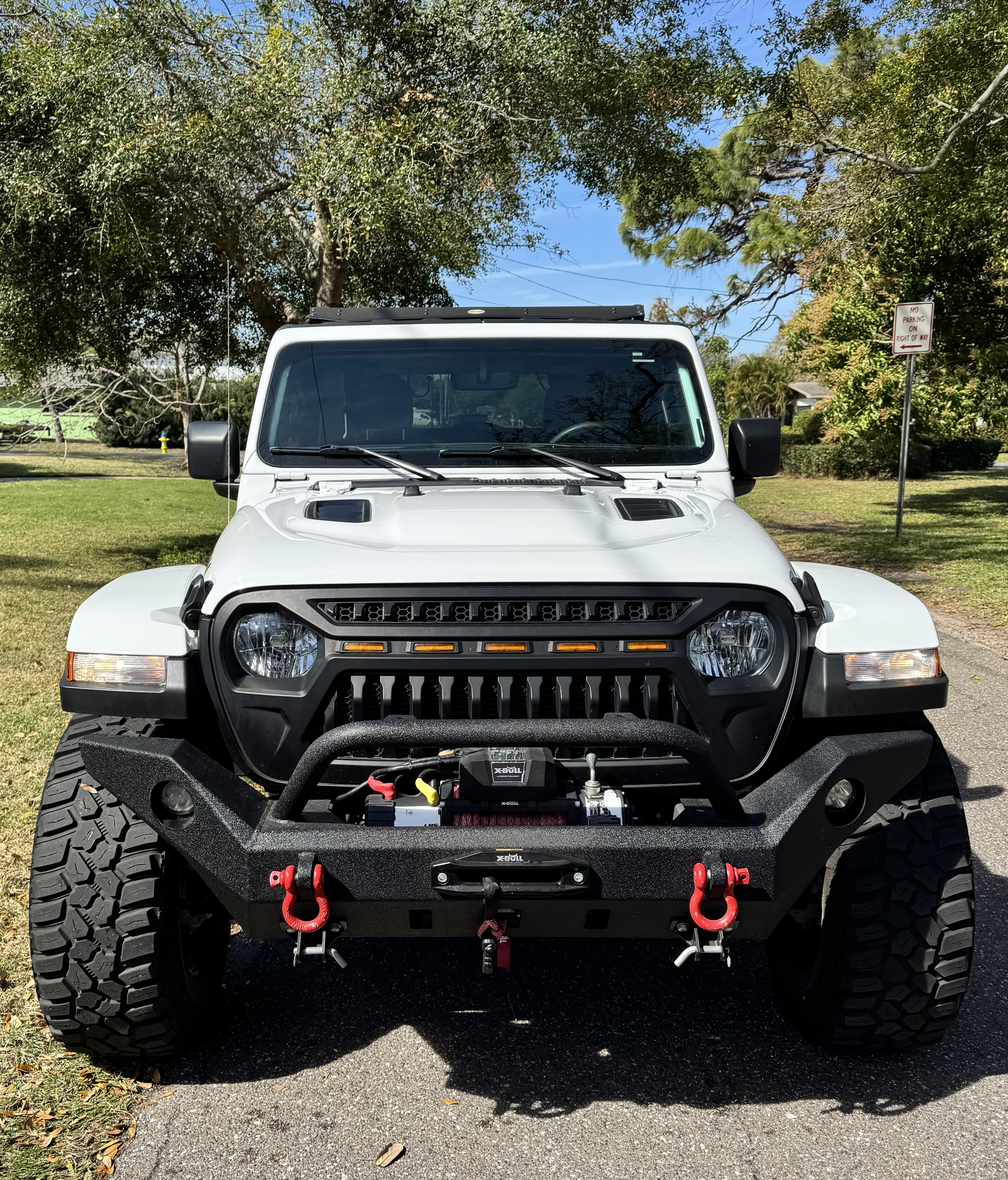 Used 2023 Jeep Wrangler Rubicon w/ Cold Weather Group AWD/4WD image 4