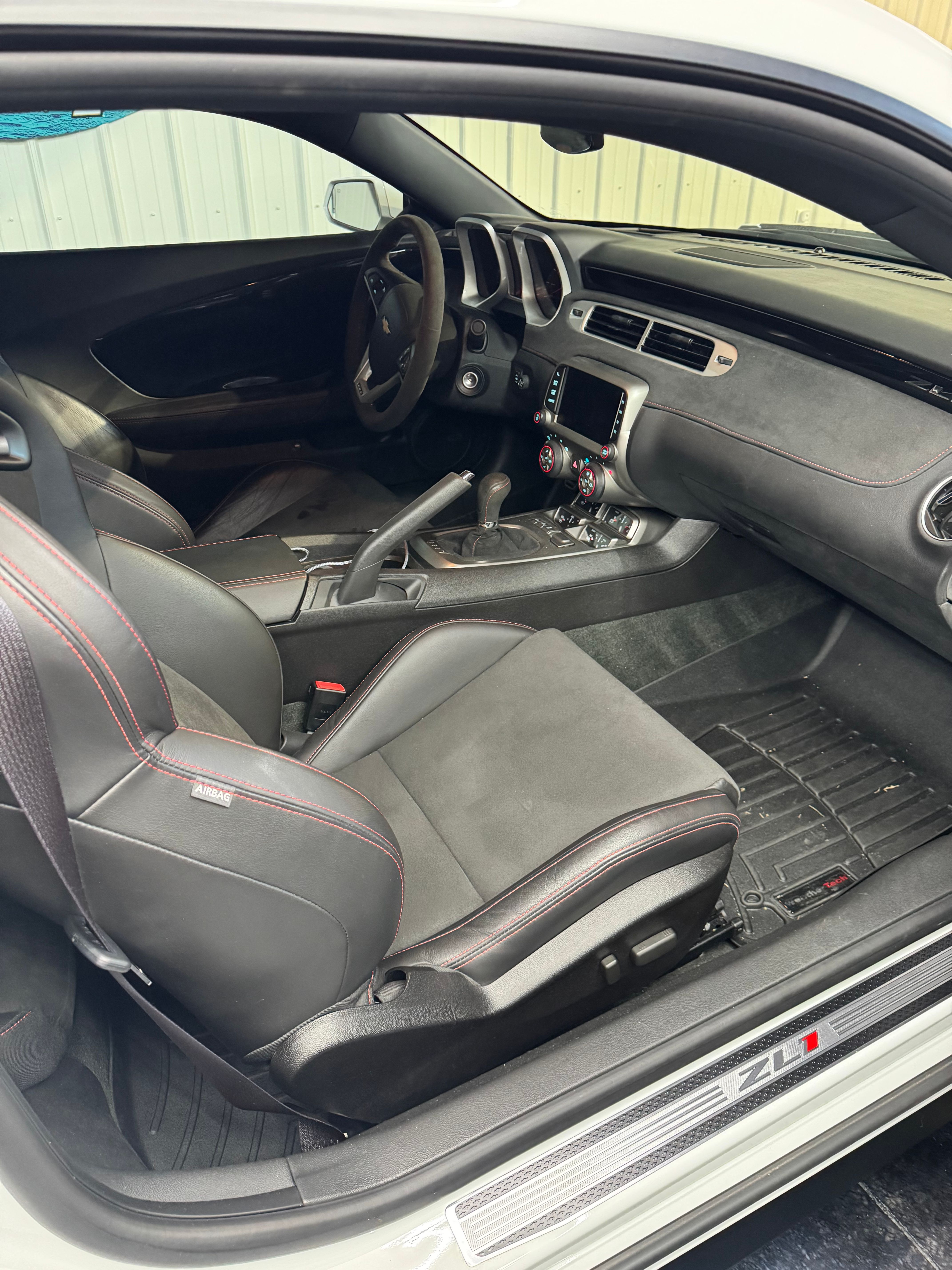 Used 2014 Chevrolet Camaro ZL1 RWD image 6
