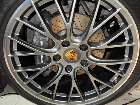 Used 2017 Porsche 911 Carrera 4 image 20