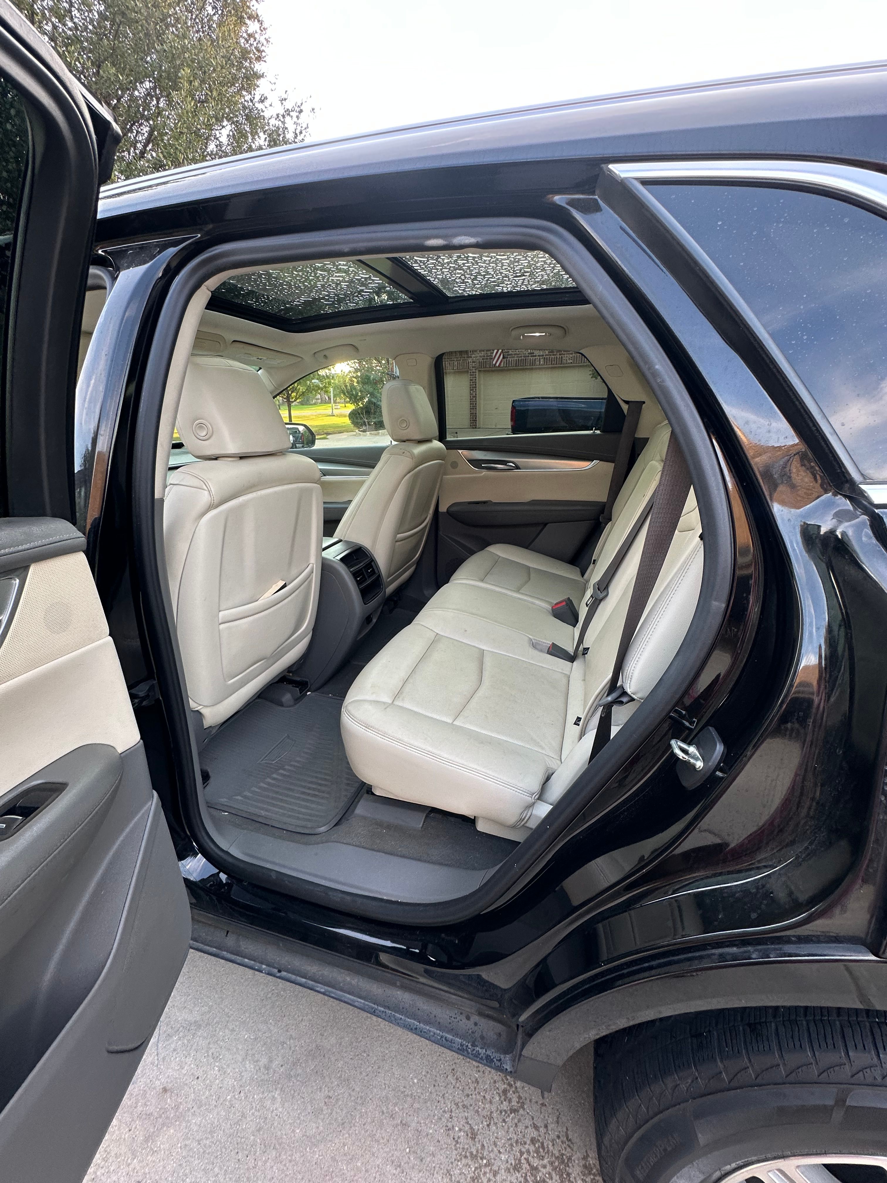Used 2019 Cadillac XT5 Luxury FWD image 11