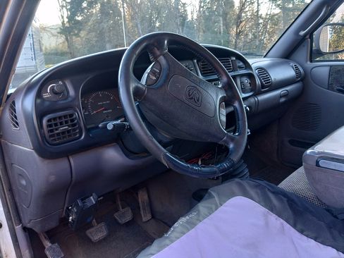 Used 1998 Dodge Ram 2500 Truck 4x4 Regular Cab image 11