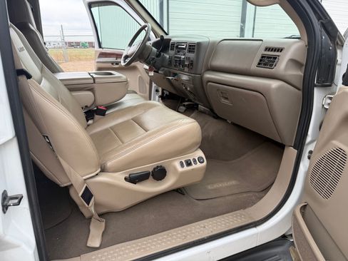 Used 2002 Ford F350 4x4 Crew Cab Super Duty image 6