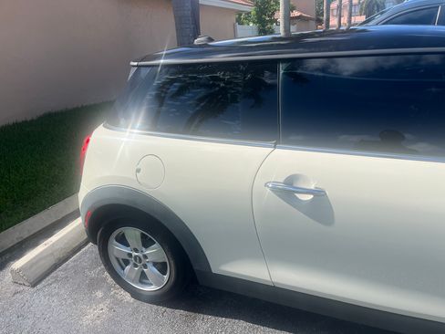 Used 2015 MINI Cooper 2-Door Hardtop image 27