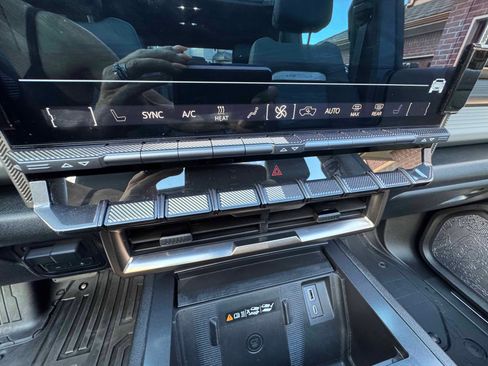 Used 2024 GMC Hummer EV 3X w/ Extreme Off-Road Package image 26