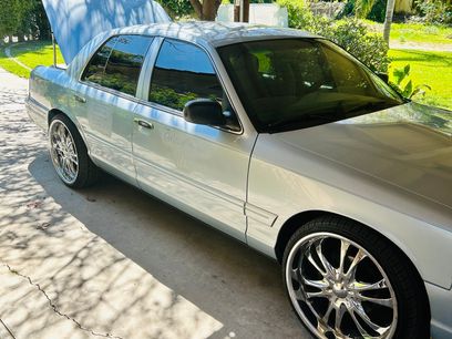 Used 2004 Ford Crown Victoria LX