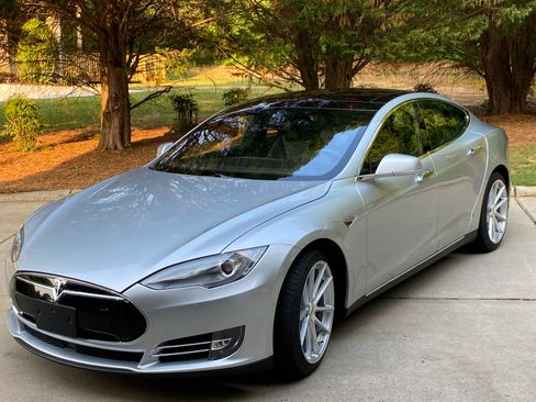 Used 2014 Tesla Model S P85D image 1