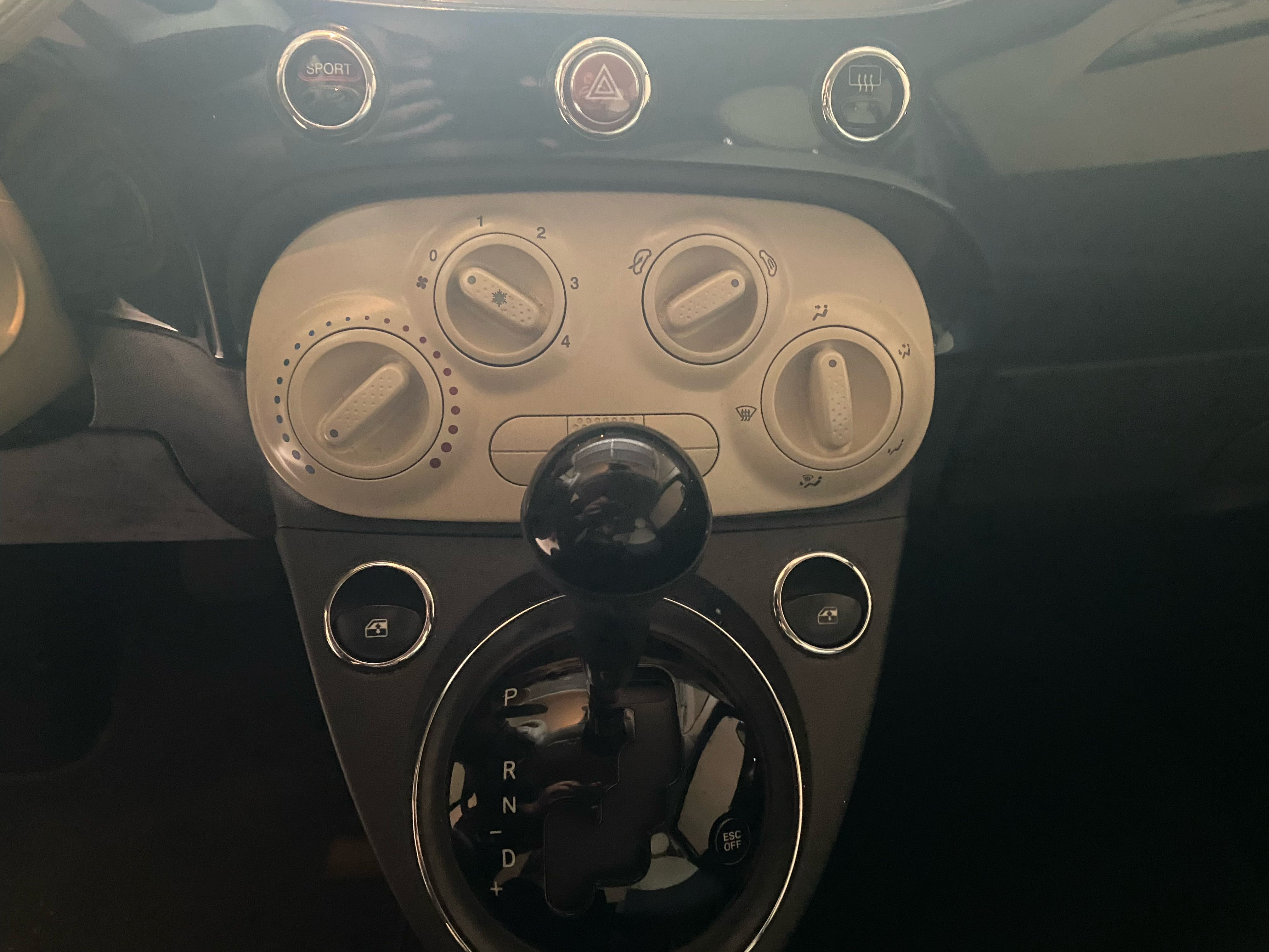 Used 2013 FIAT 500 Pop FWD image 15