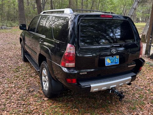 Used 2004 Toyota 4Runner Sport image 2