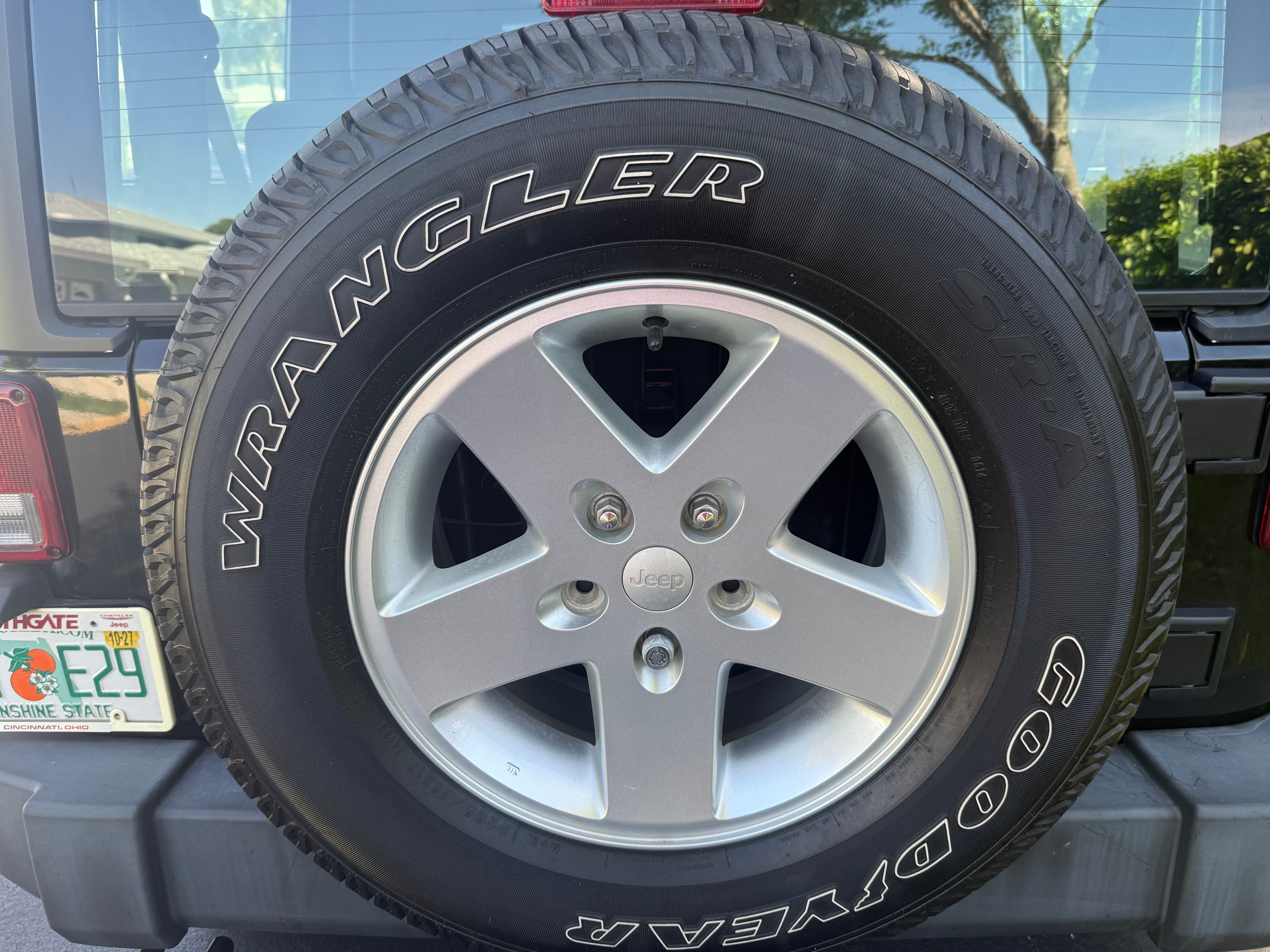 Used 2015 Jeep Wrangler Sport w/ Quick Order Package 24S AWD/4WD image 18