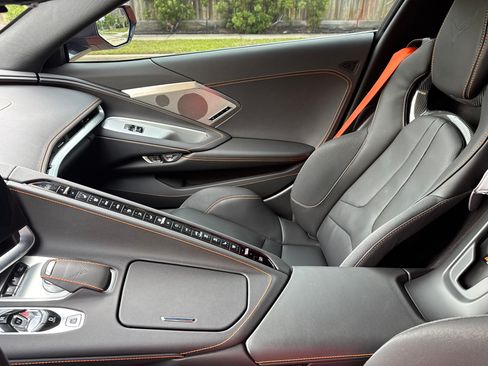 Used 2025 Chevrolet Corvette Z06 w/ Z07 Performance Package RWD image 18