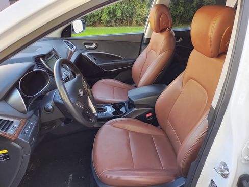 Used 2013 Hyundai Santa Fe Sport 2.0T w/ Technology Pkg image 16