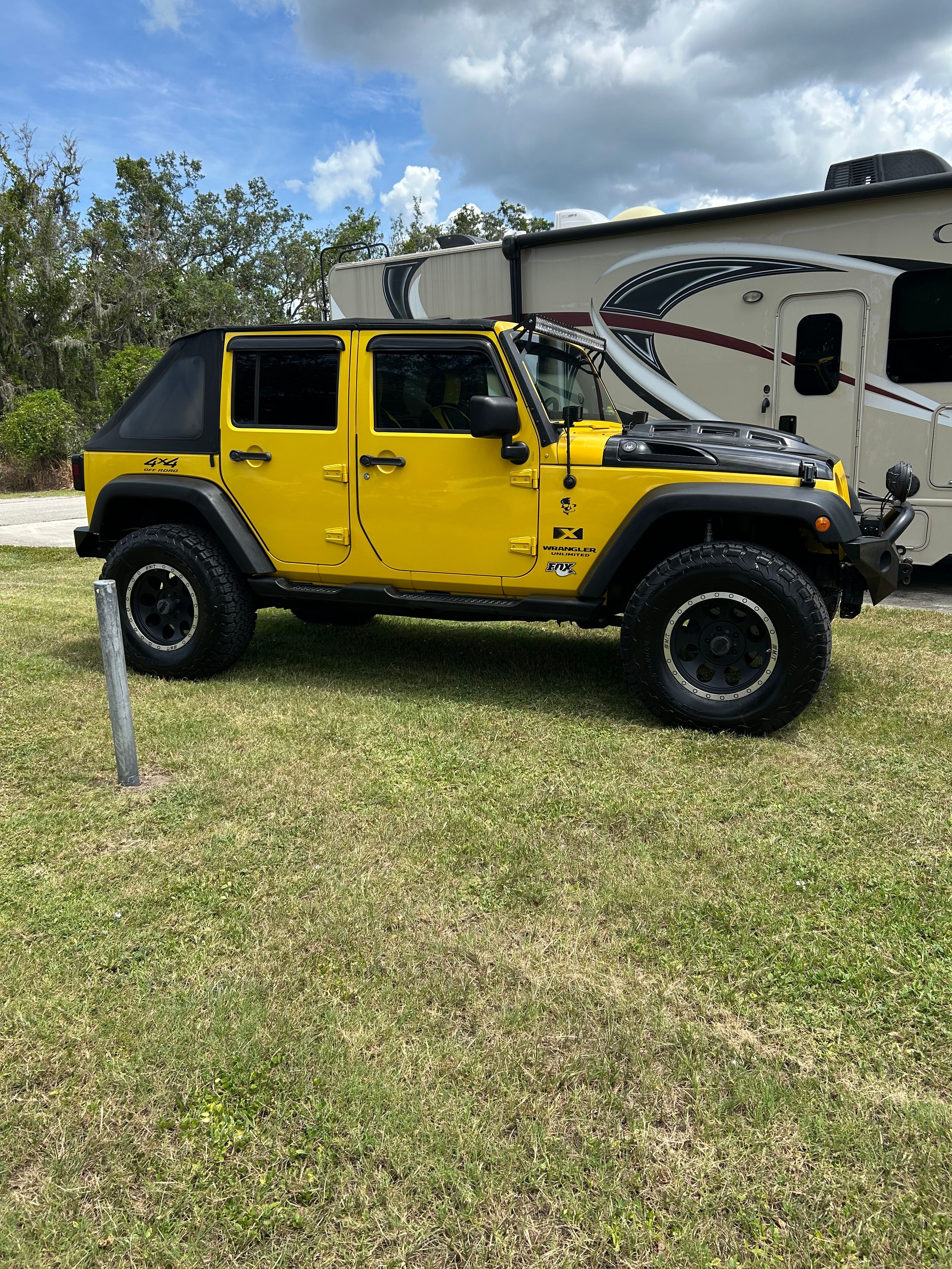 Used 2008 Jeep Wrangler Unlimited X AWD/4WD image 4