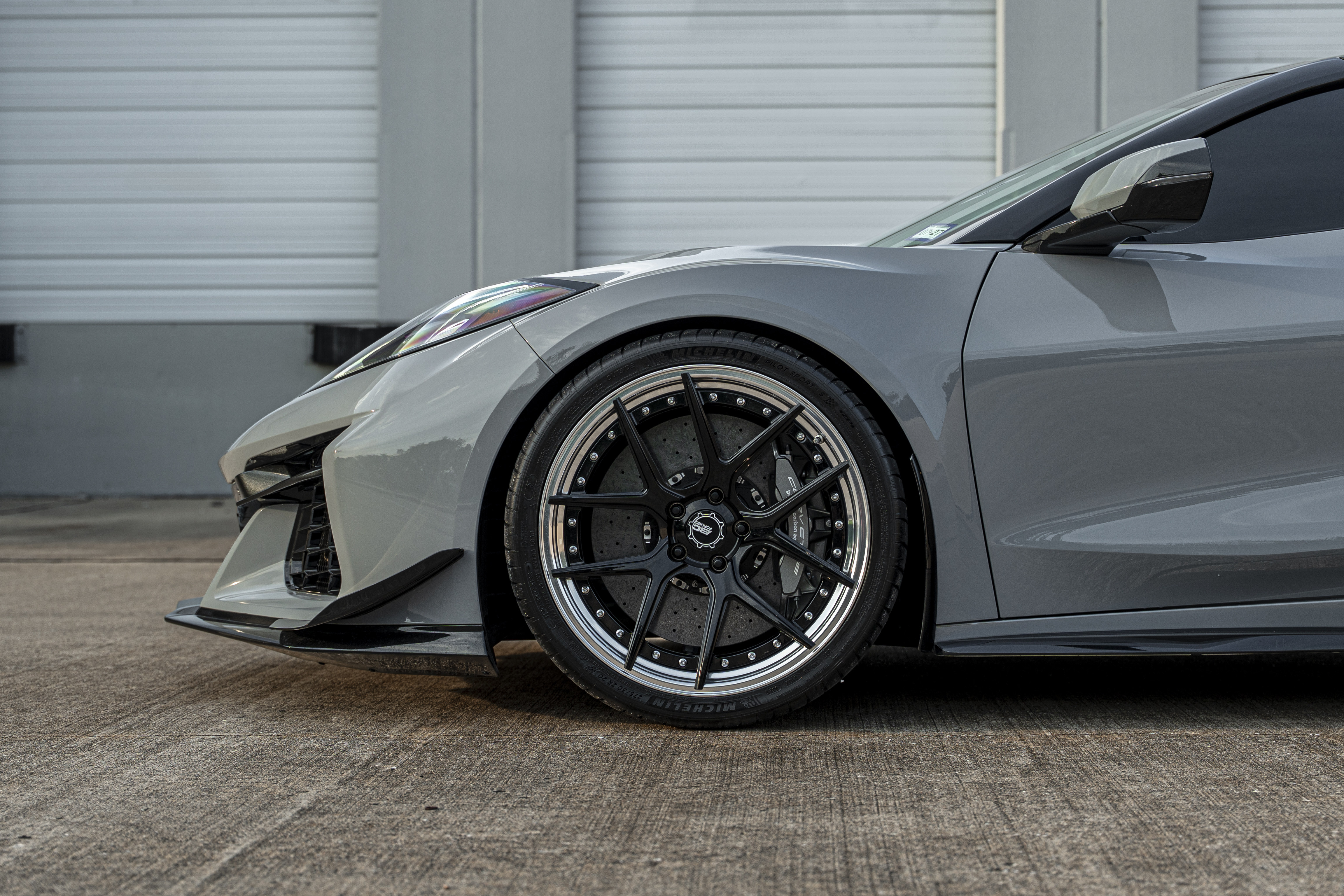 Used 2025 Chevrolet Corvette Z06 RWD image 5