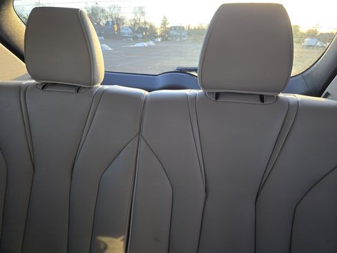 Used 2025 Acura MDX SH-AWD w/ Technology Package image 11