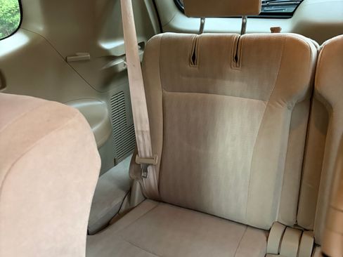 Used 2012 Toyota Highlander FWD image 13