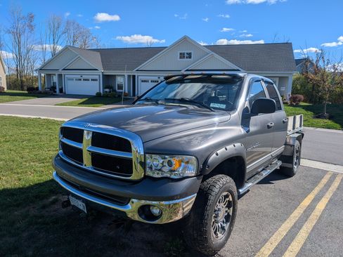 Used 2004 Dodge Ram 2500 Truck SLT w/ Trailer Tow Group image 4