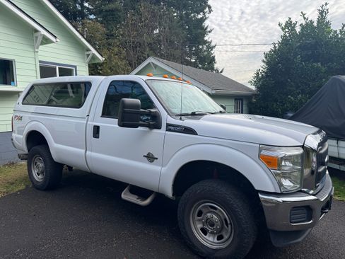 Used 2016 Ford F350 XL w/ XL Appearance Package image 2