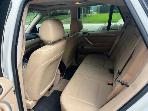 Used 2001 BMW X5 3.0i image 6