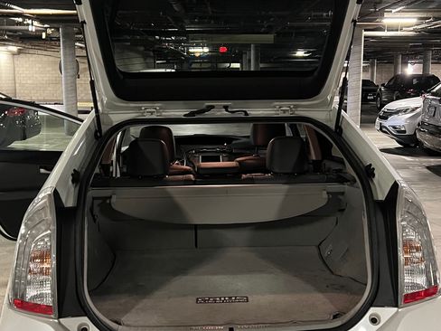 Used 2014 Toyota Prius Prime Advanced image 13