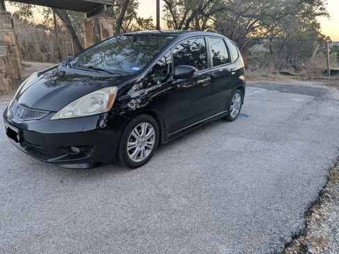Used 2010 Honda Fit Sport image 11