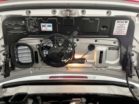 Used 2004 Porsche 911 Carrera 4S image 19