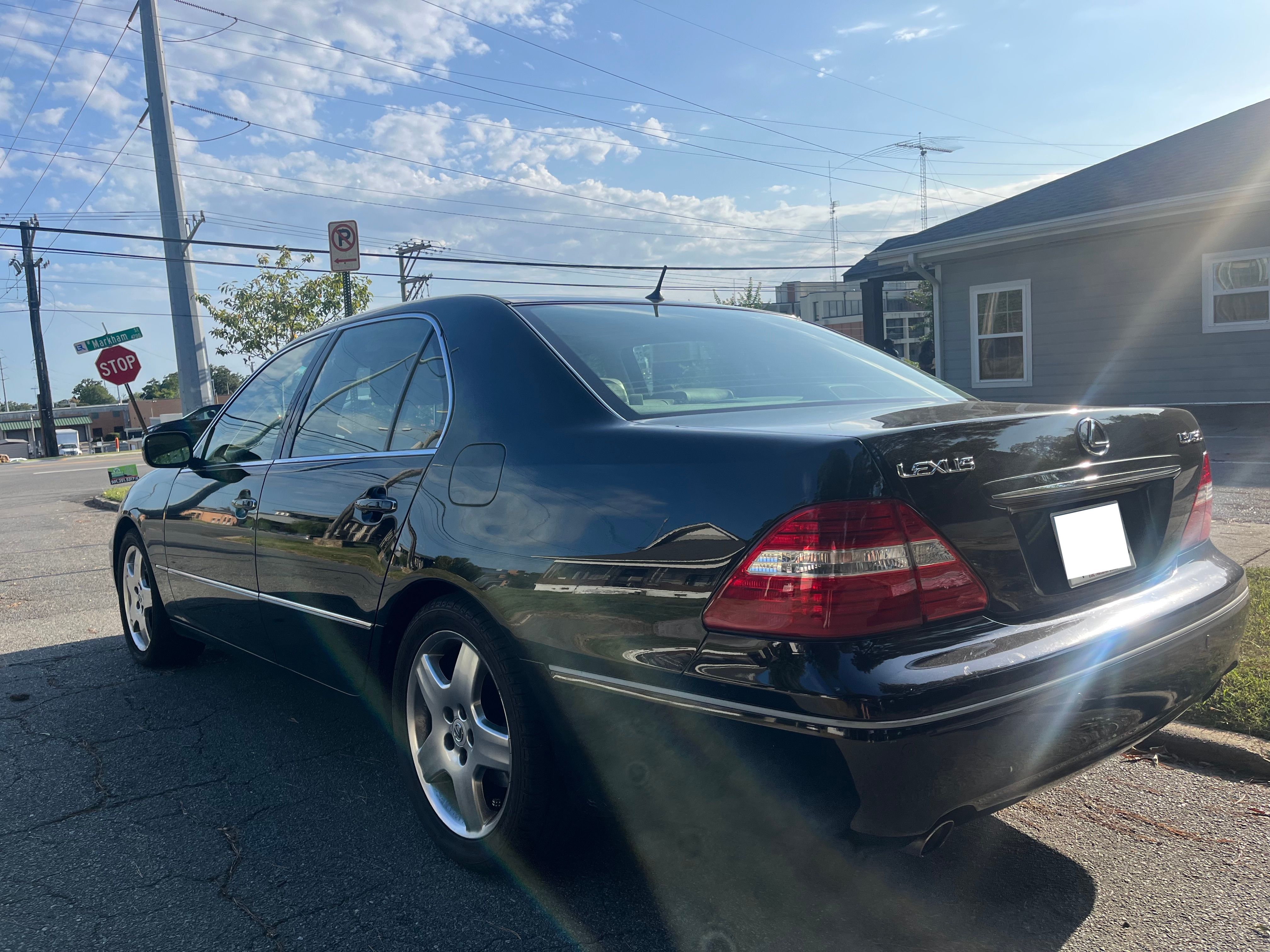 Used 2005 Lexus LS 430 RWD image 9