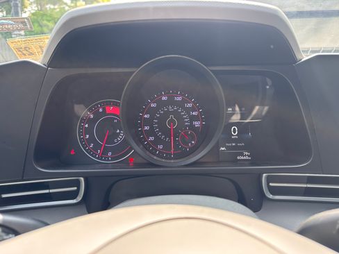 Used 2023 Hyundai Elantra SEL FWD image 15