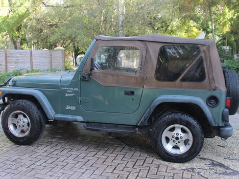 Used 1999 Jeep Wrangler Sport image 13