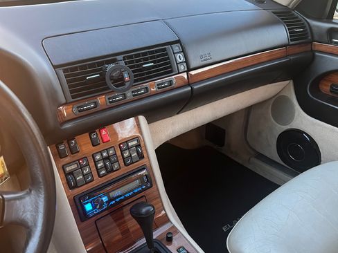Used 1993 Mercedes-Benz 300 SE image 23
