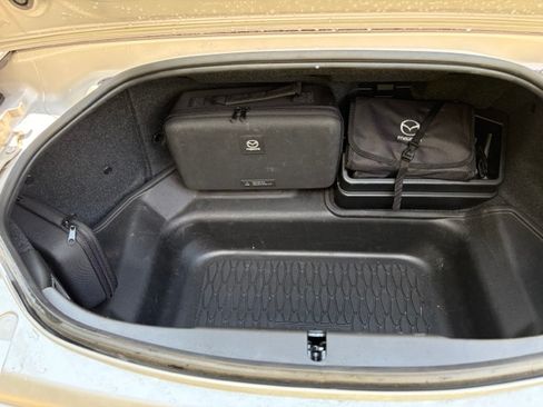 Used 2022 MAZDA MX-5 Miata RF Grand Touring w/ Weather Package RWD image 17